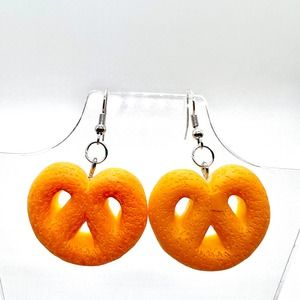 Soft Baked Pretzel Earrings - Bakery Earrings - Pastry Earrings - Food Earrings